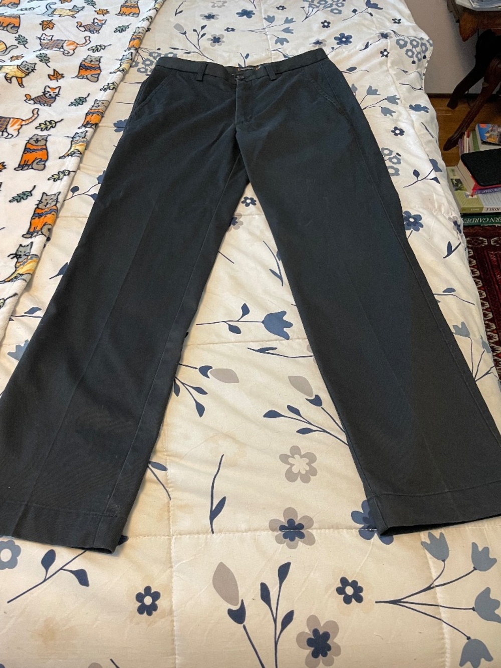 PRICE DROP! Men's 100% Cotton Black Dockers  Slim Fit D1 Slacks-  31 x 32
